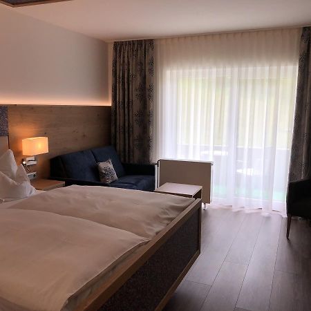 Büchlberg Urlaubshotel Binder מראה חיצוני תמונה