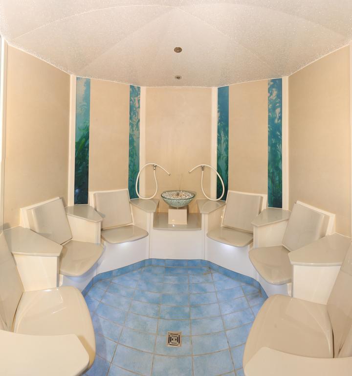 Büchlberg Urlaubshotel Binder מראה חיצוני תמונה