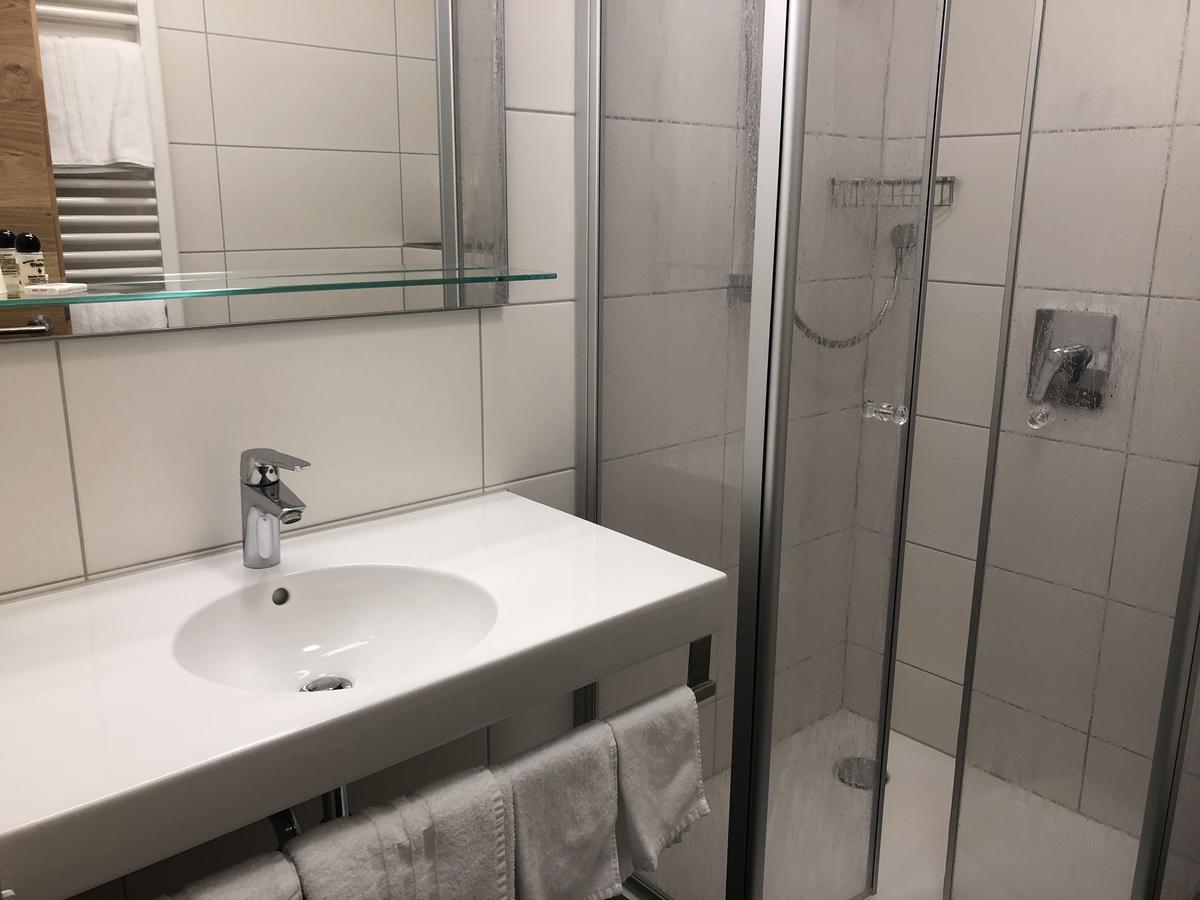 Büchlberg Urlaubshotel Binder מראה חיצוני תמונה