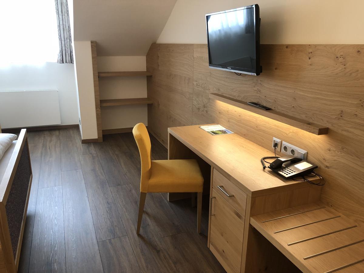 Büchlberg Urlaubshotel Binder מראה חיצוני תמונה